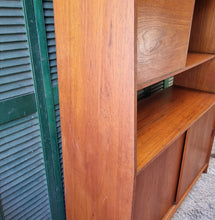 Load image into Gallery viewer, MID CENTURY VINTAGE TEAK WALL UNIT/ROOM DIVIDER
