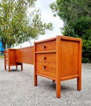 Load image into Gallery viewer, VINTAGE SUMNA FURNITURE BEDSIDE DRAWERS &amp; QUEEN SIZE HEADBOARD
