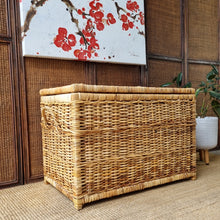 Load image into Gallery viewer, LARGE WICKER STORAGE TRUNK BLANKET BOX CHEST
