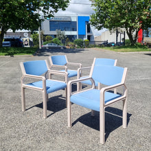 Load image into Gallery viewer, VINTAGE SEBEL 5 PIECE OUTDOOR PATIO SETTING. PASTOE CHAIRS &amp; INTEGRA TABLE.
