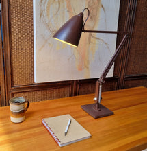 Load image into Gallery viewer, VINTAGE PLANET STUDIO K DESK LAMP
