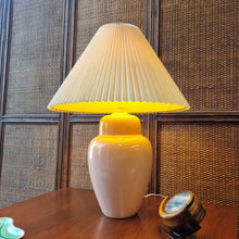 Load image into Gallery viewer, VINTAGE ART DECO REVIVAL TABLE LAMP
