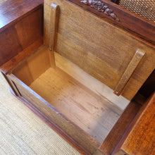 Load image into Gallery viewer, VINTAGE SOLID HARDWOOD &#39;SETTLE BENCH&#39; HALL SEAT
