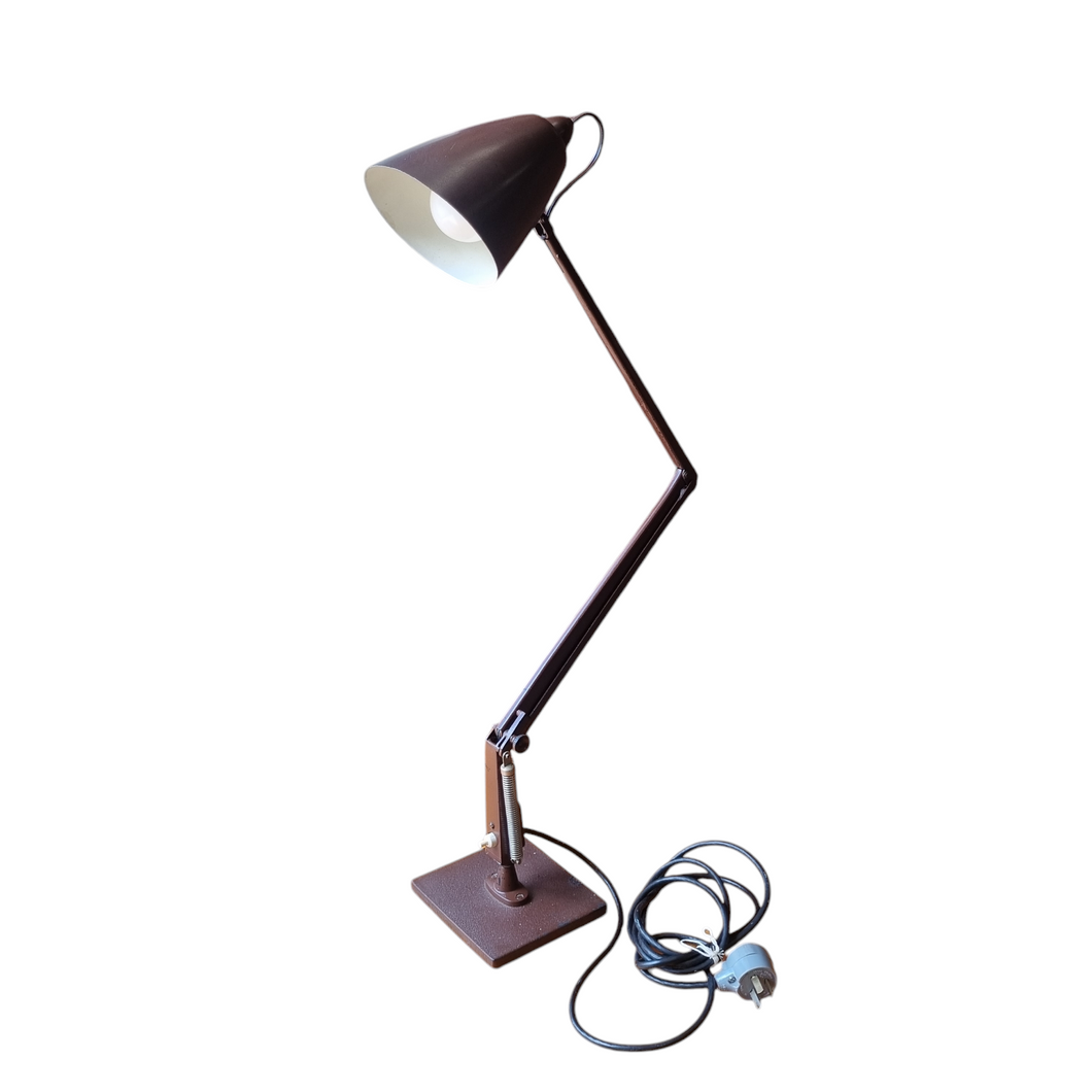 VINTAGE PLANET STUDIO K DESK LAMP